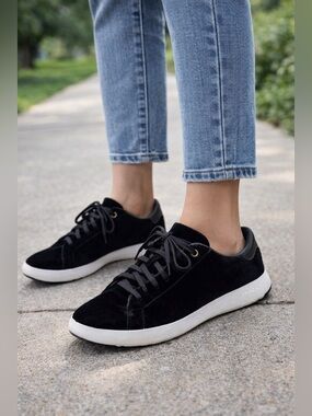 Cole Haan GrandPro Velvet Sneakers Black Comfy Women’s 10 Luxe Minimal Low Top